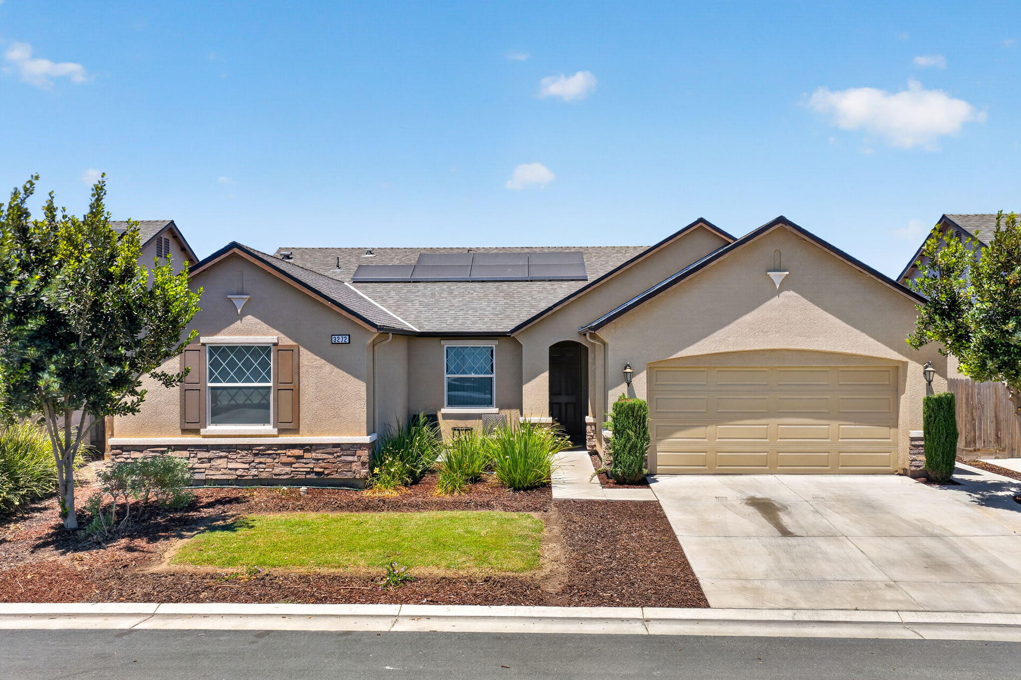 3272 Spring Sails Avenue Tulare, CA 93274 - Photo 1 of 43