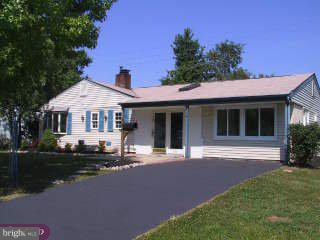 115 Border Rock Road Levittown, PA 19057 - Photo 1 of 6 Gallery Image 1