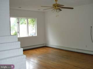 115 Border Rock Road Levittown, PA 19057 - Photo 5 of 6 Gallery Image 5