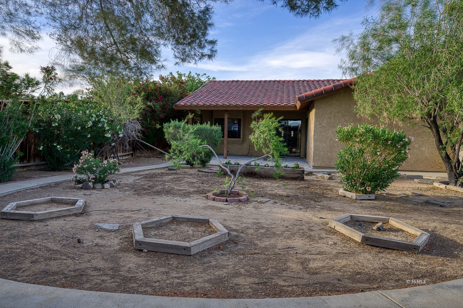 1113 West Evelyn Court Ridgecrest, CA 93555 - Photo 37 of 44