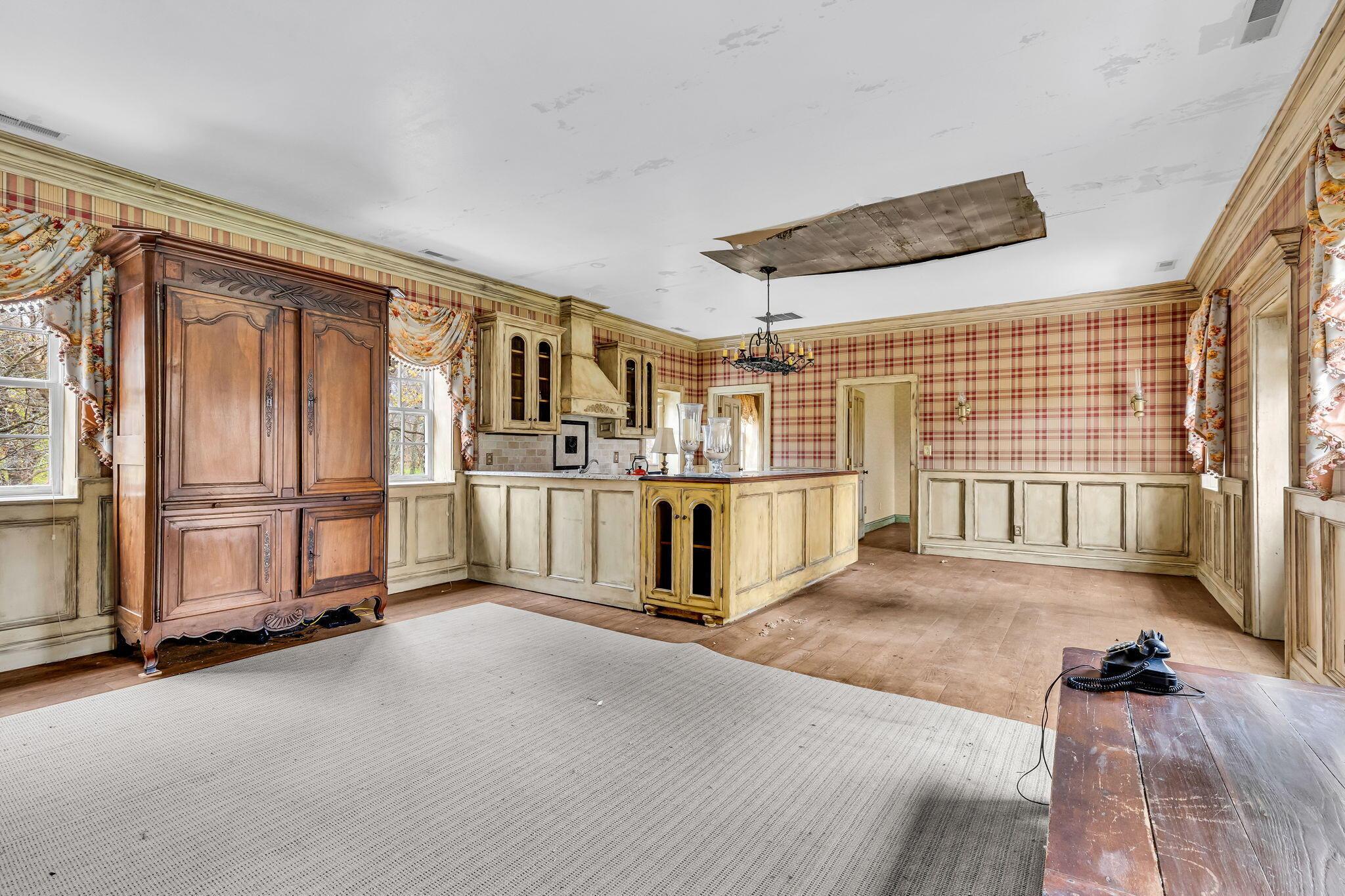 7805 Brill Road Cincinnati, OH 45243 - Photo 128 of 139 128-web-or-mls-7805BrillRoadGuestHouseIn