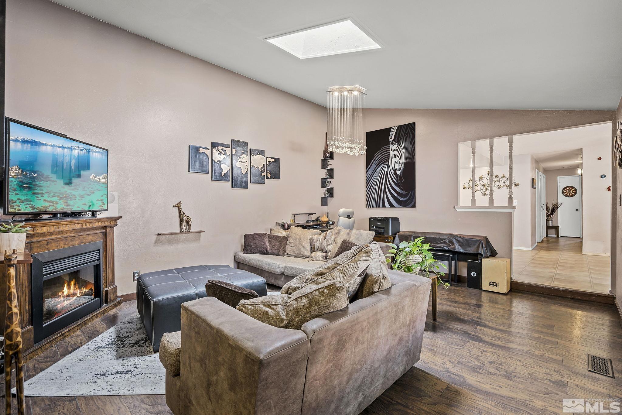 2640 Starks Way Reno, NV 89512 - Photo 3 of 17 Photo 3