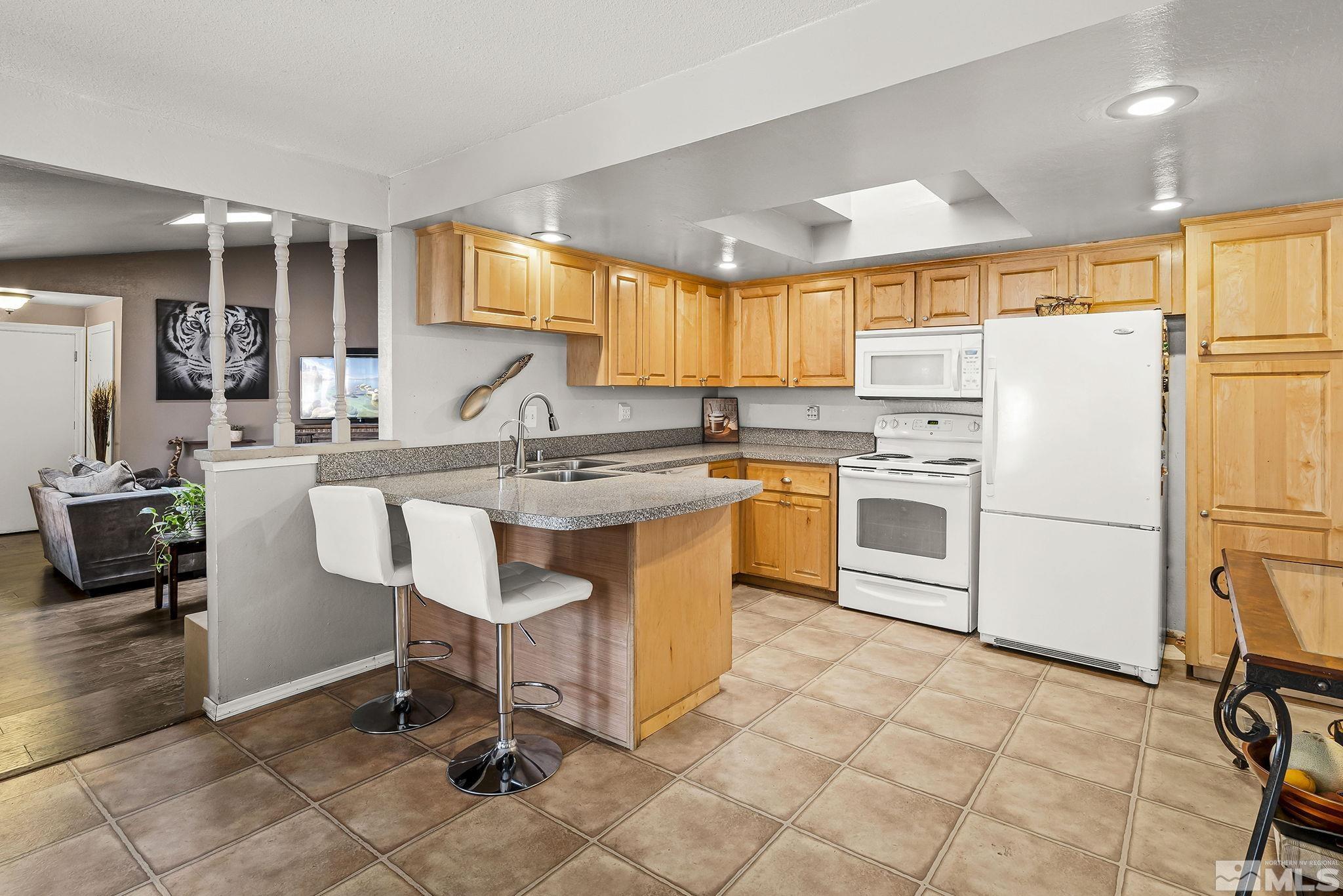 2640 Starks Way Reno, NV 89512 - Photo 6 of 17 Photo 6