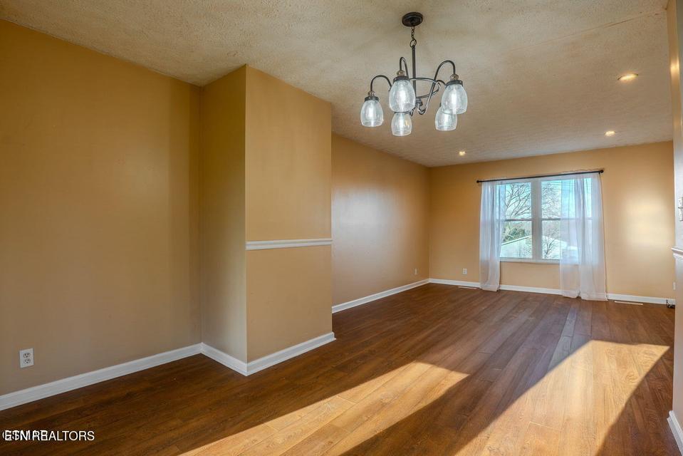 205 Blue Ridge Lane Seymour, TN 37865 - Photo 12 of 46 20260107000737682675000000-o