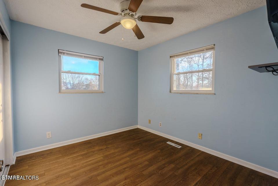 205 Blue Ridge Lane Seymour, TN 37865 - Photo 19 of 46 20260107000821526525000000-o