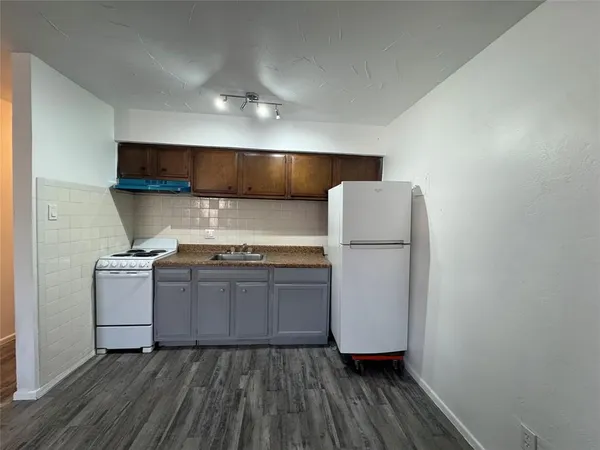 $750 | 515 UTA Boulevard, Unit 205, Arlington, TX 76010