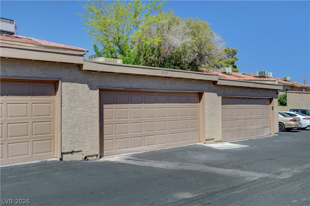 3368 Reka Street Las Vegas, NV 89121 - Photo 5 of 43