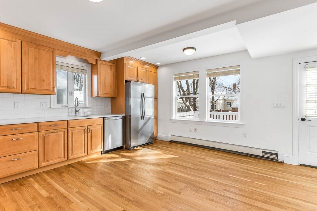 44 Holmes Road Dedham, MA 02026 - Photo 7 of 32 Gallery Image 7
