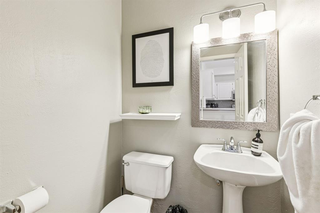 17724 Windflower Way Dallas, TX 75252 - Photo 13 of 27