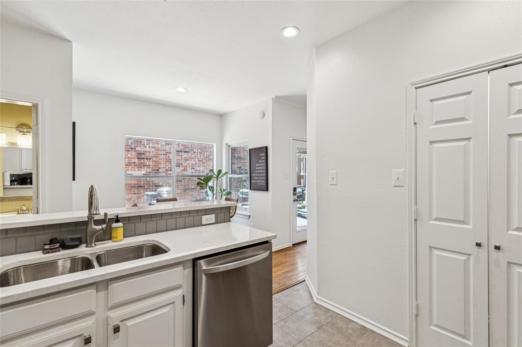 17724 Windflower Way Dallas, TX 75252 - Photo 10 of 27