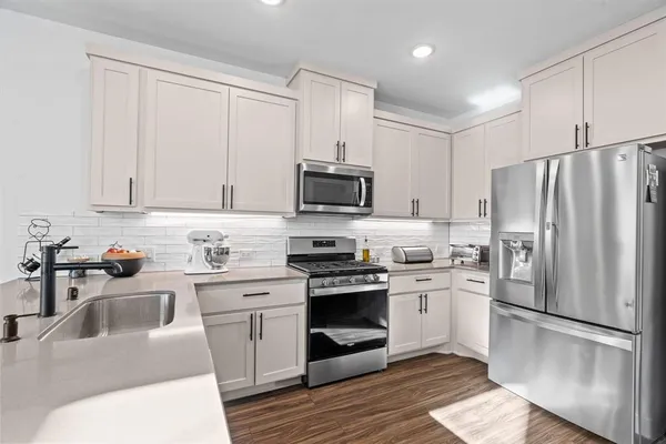 $2,550 | 2637 High Cotton Lane, Garland, TX 75042