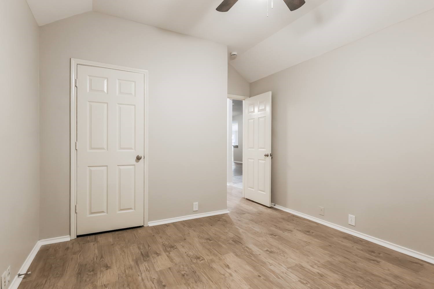 2011 Louetta Oak Court Spring, TX 77388 - Photo 13 of 16