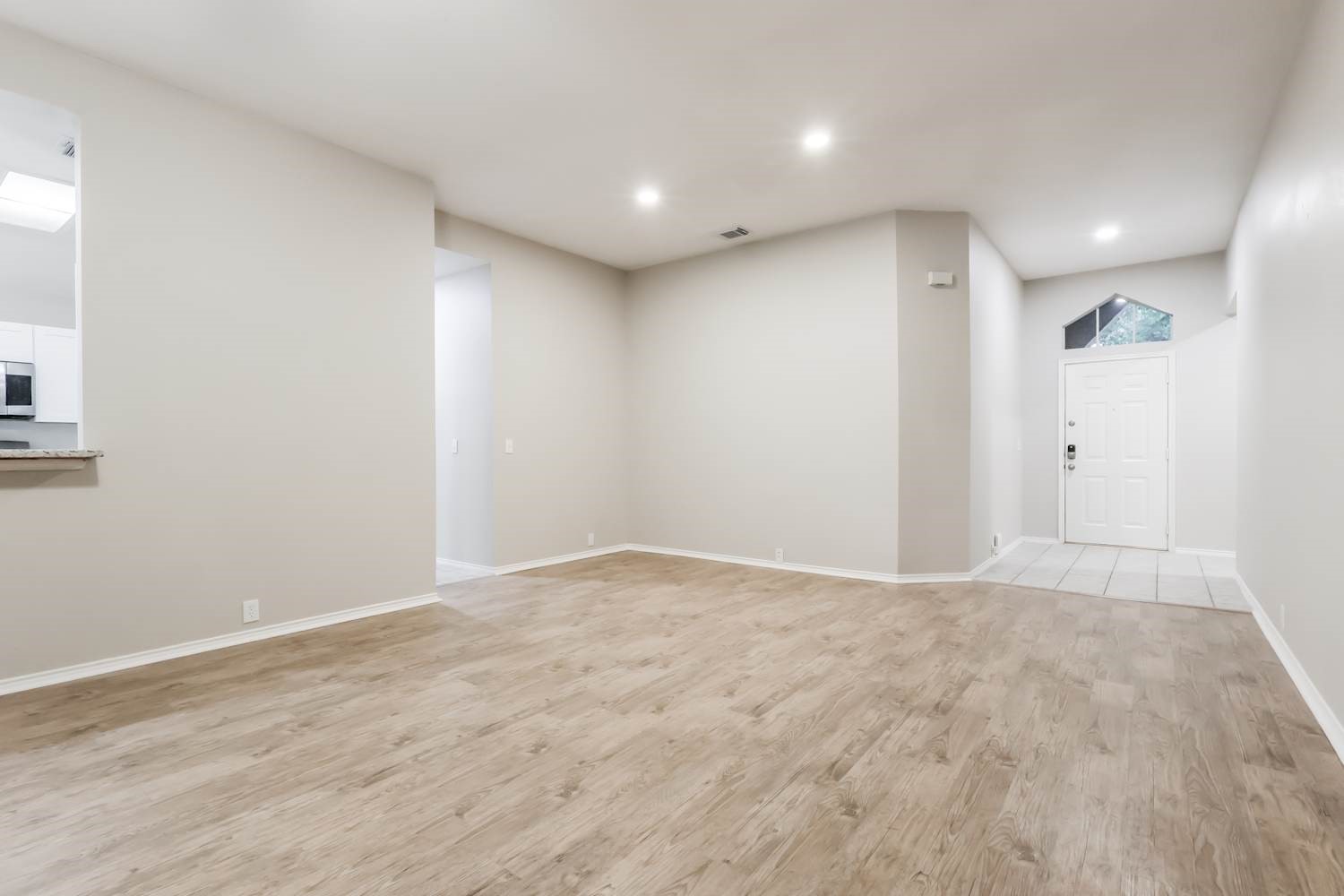 2011 Louetta Oak Court Spring, TX 77388 - Photo 6 of 16