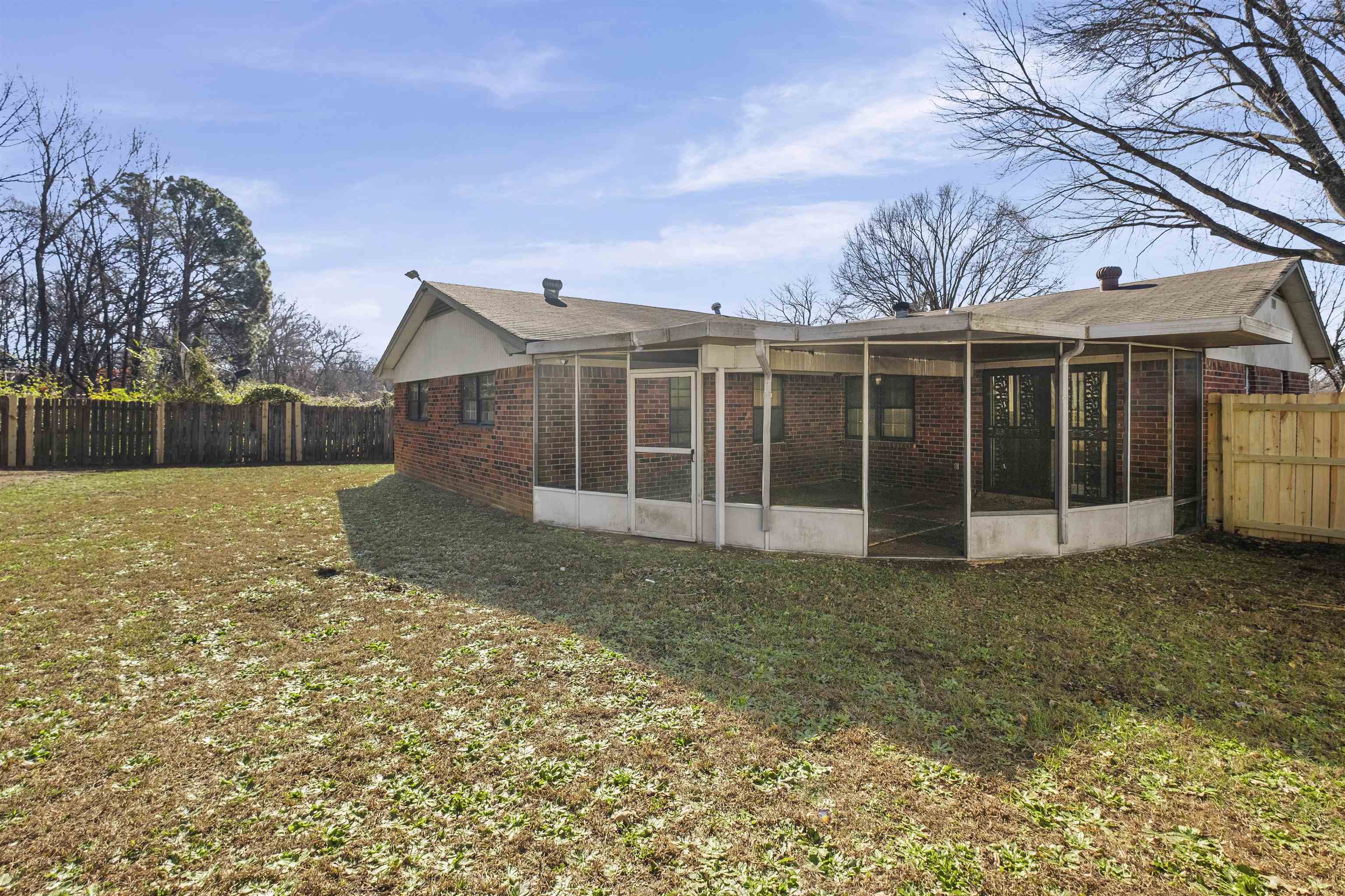 4982 Holly Ridge Drive Memphis, TN 38118 - Photo 26 of 26 front view of a house with a yard