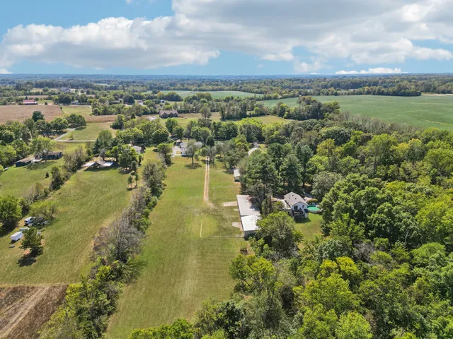 $699,900 | 4449 Washington Road, Greenbrier, TN 37073