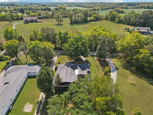 $699,900 | 4449 Washington Road, Greenbrier, TN 37073