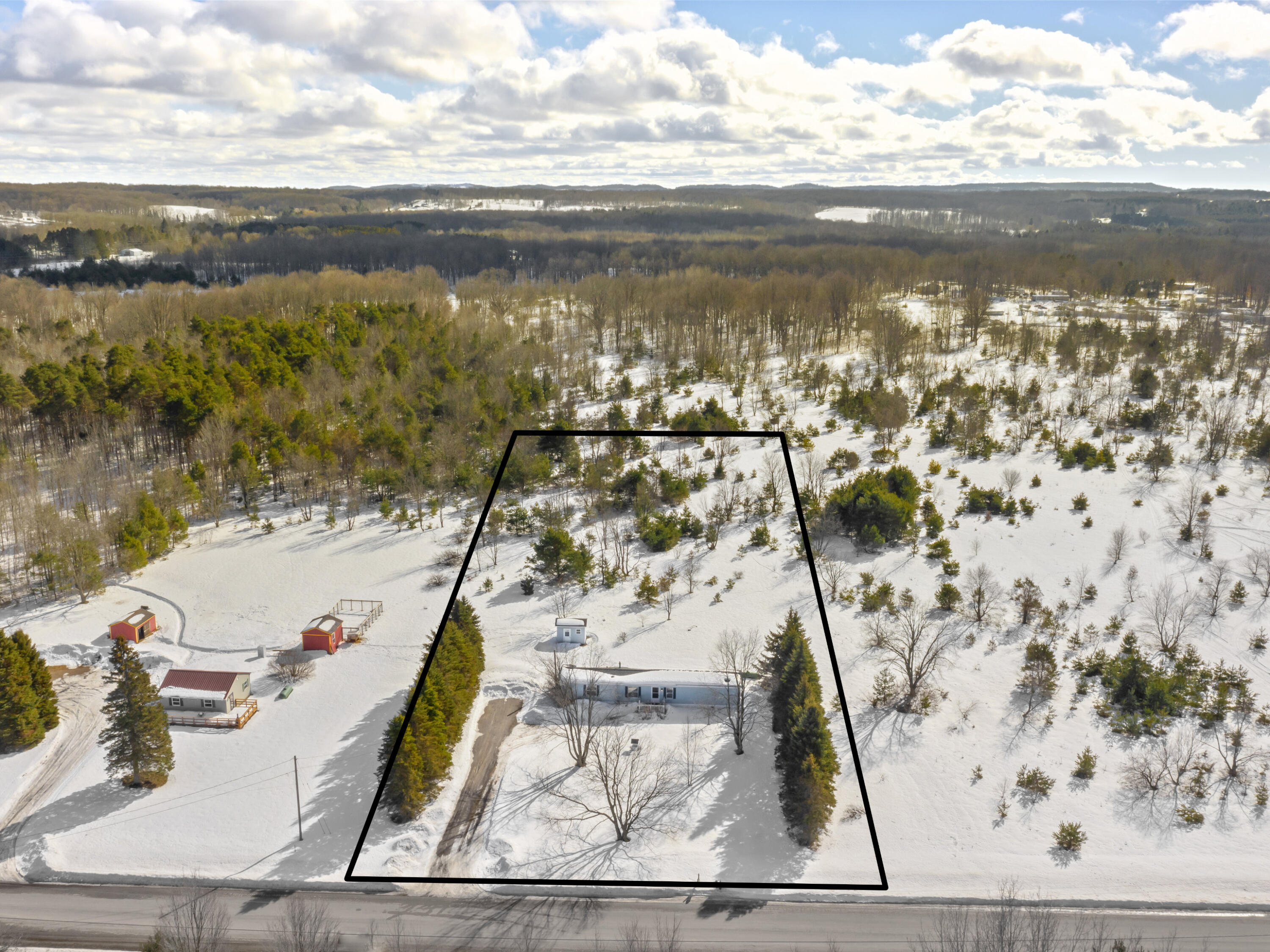 7695 Hoadley Road Benzonia, MI 49616 - Photo 4 of 25 DJI_0424