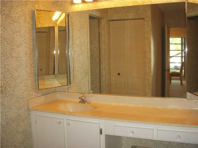 8425 Casa Del Lago, Unit 21J Boca Raton, FL 33433 - Photo 16 of 20 Additional Photo