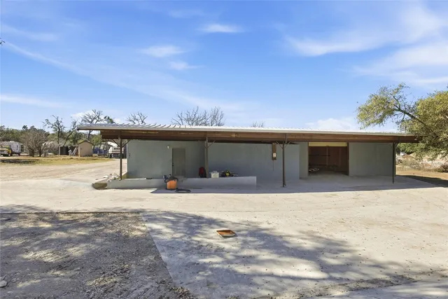 $1,337,500 | 196 Southern Drive, Johnson City, TX 78636