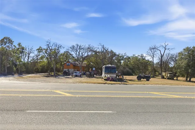 $1,337,500 | 196 Southern Drive, Johnson City, TX 78636