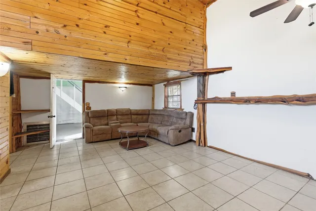 $1,337,500 | 196 Southern Drive, Johnson City, TX 78636