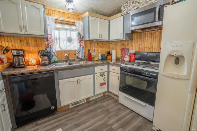 $135,000 | 7162 East Washburn Drive, Monticello, IN 47960