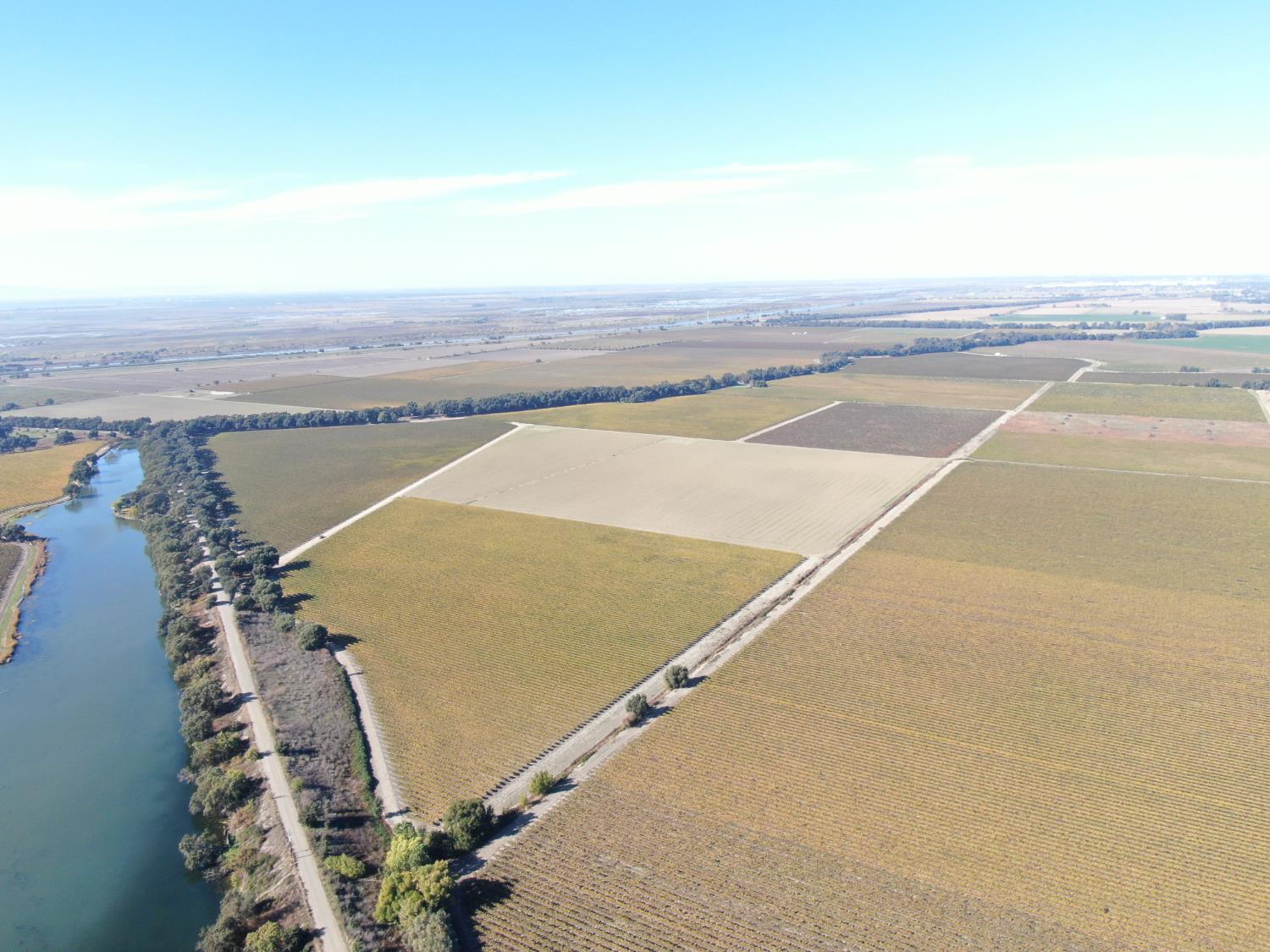 50725 Babel Slough Road Clarksburg, CA 95612 - Photo 9 of 19 a view of an ocean and beach