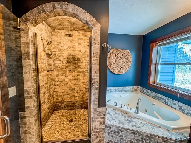 $625,000 | 5017 West Lake Road, Fleming, NY 13021