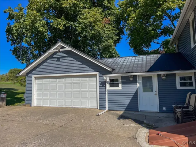 $625,000 | 5017 West Lake Road, Fleming, NY 13021