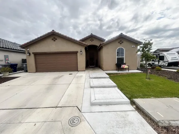 $440,000 | 838 Shasta Street, Madera, CA 93638