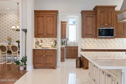 $1,450,000 | 402 Rutherford Court, Lafayette, LA 70503