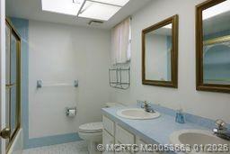 4 Miramar Road Stuart, FL 34996 - Photo 13 of 33 guest bath room full