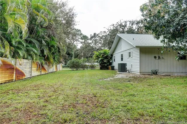 $795,000 | 4 Miramar Road, Stuart, FL 34996