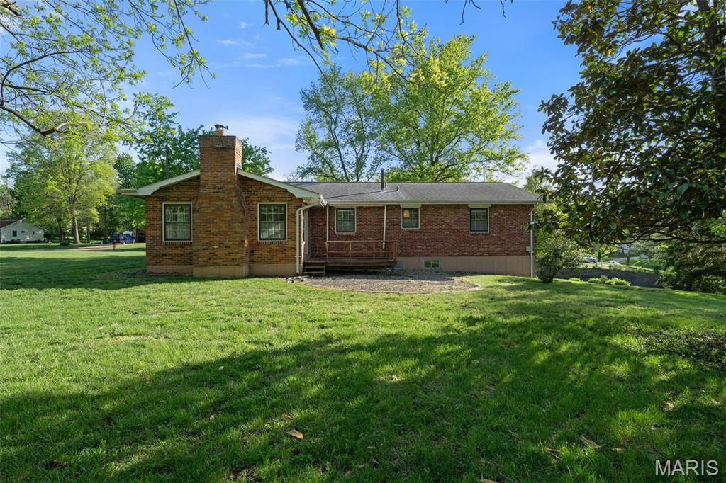 219 Barker Lane Ballwin, MO 63021 - Photo 38 of 56