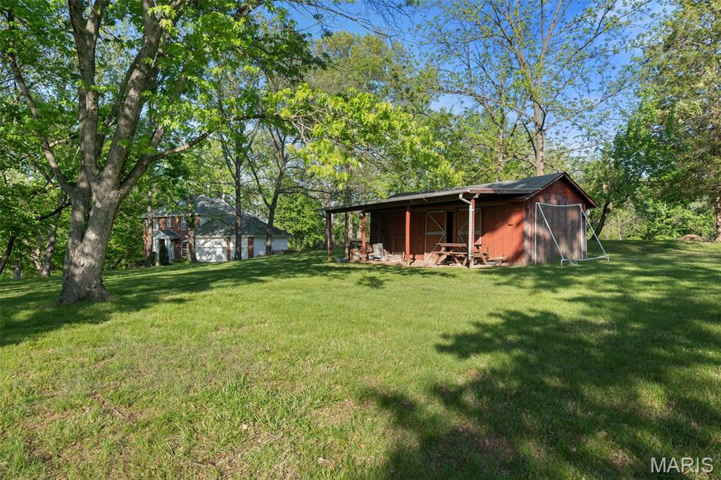 219 Barker Lane Ballwin, MO 63021 - Photo 42 of 56
