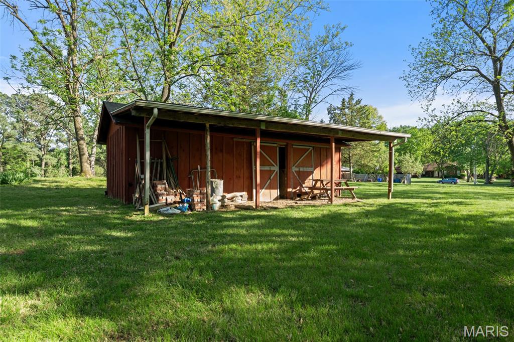 219 Barker Lane Ballwin, MO 63021 - Photo 43 of 56