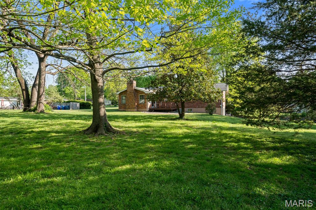 219 Barker Lane Ballwin, MO 63021 - Photo 45 of 56