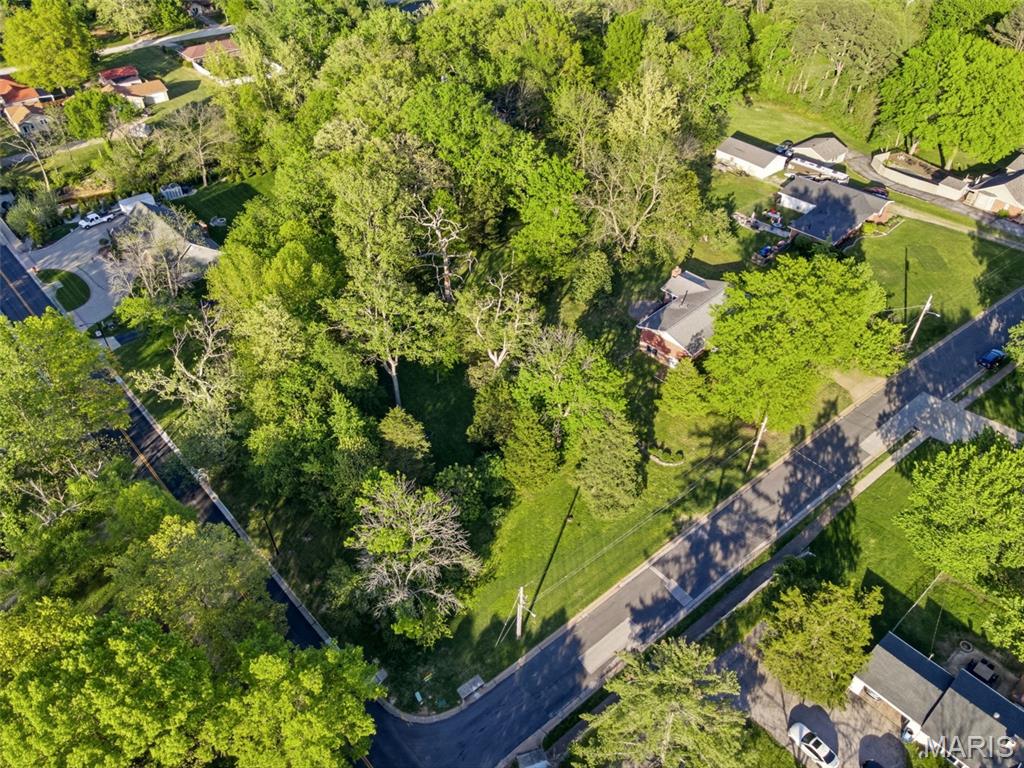 219 Barker Lane Ballwin, MO 63021 - Photo 46 of 56