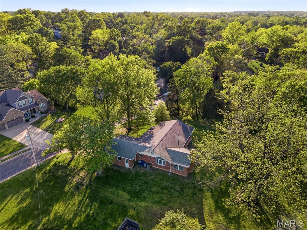 219 Barker Lane Ballwin, MO 63021 - Photo 50 of 56