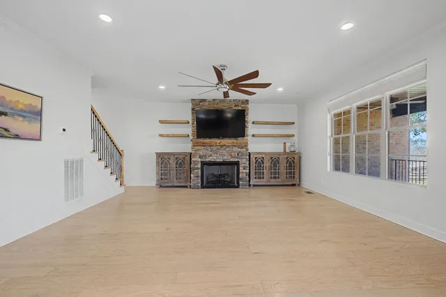 $800,000 | 101 Bledsoe Drive, Hendersonville, TN 37075