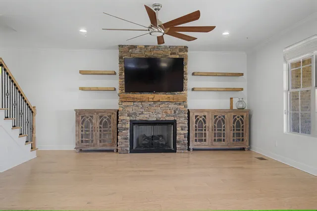 $800,000 | 101 Bledsoe Drive, Hendersonville, TN 37075