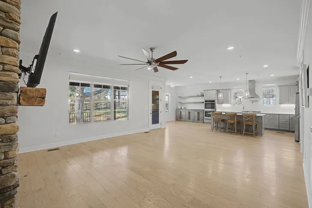 $800,000 | 101 Bledsoe Drive, Hendersonville, TN 37075