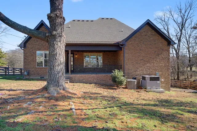 $800,000 | 101 Bledsoe Drive, Hendersonville, TN 37075