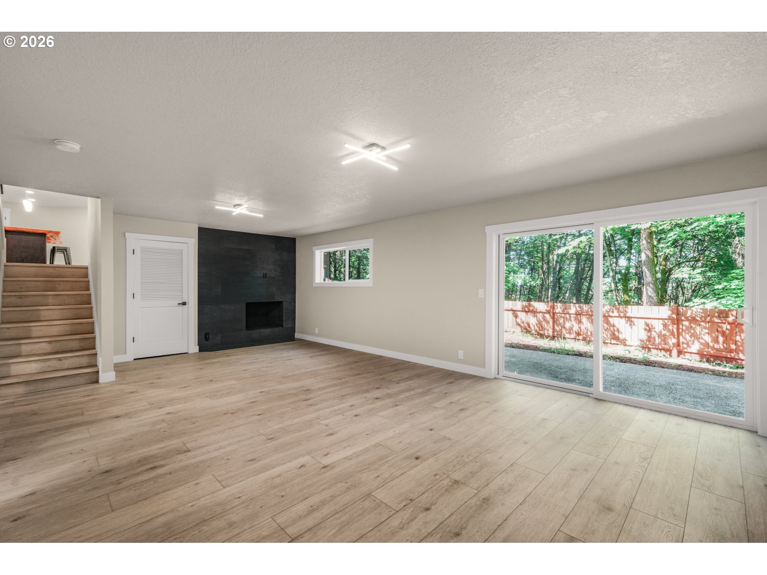 22420 South Parrot Creek Road Oregon City, OR 97045 - Photo 28 of 48 Family Room