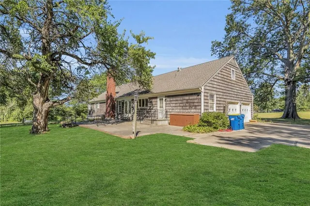 $240,000 | 1012 East 10th Street, Carrollton, MO 64633