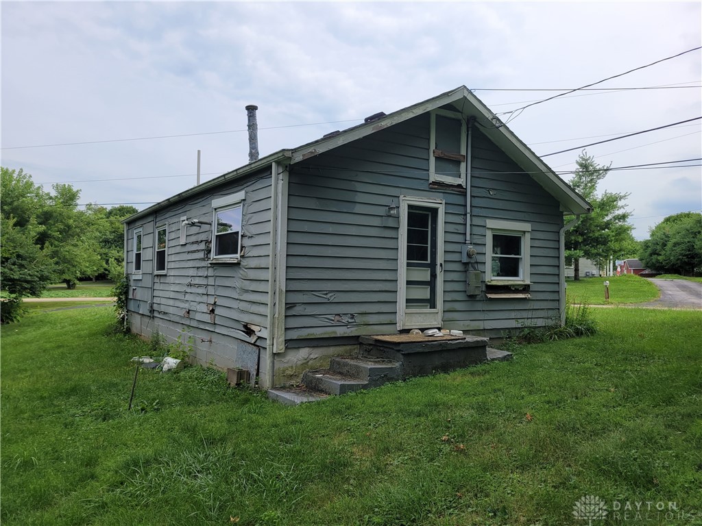 892 Hook Road Xenia, OH 45385 - Photo 3 of 4 Gallery Image 3
