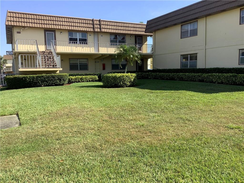 189 Saxony Drive, Unit 189 Delray Beach, FL 33446 - Photo 1 of 20 Photo 1