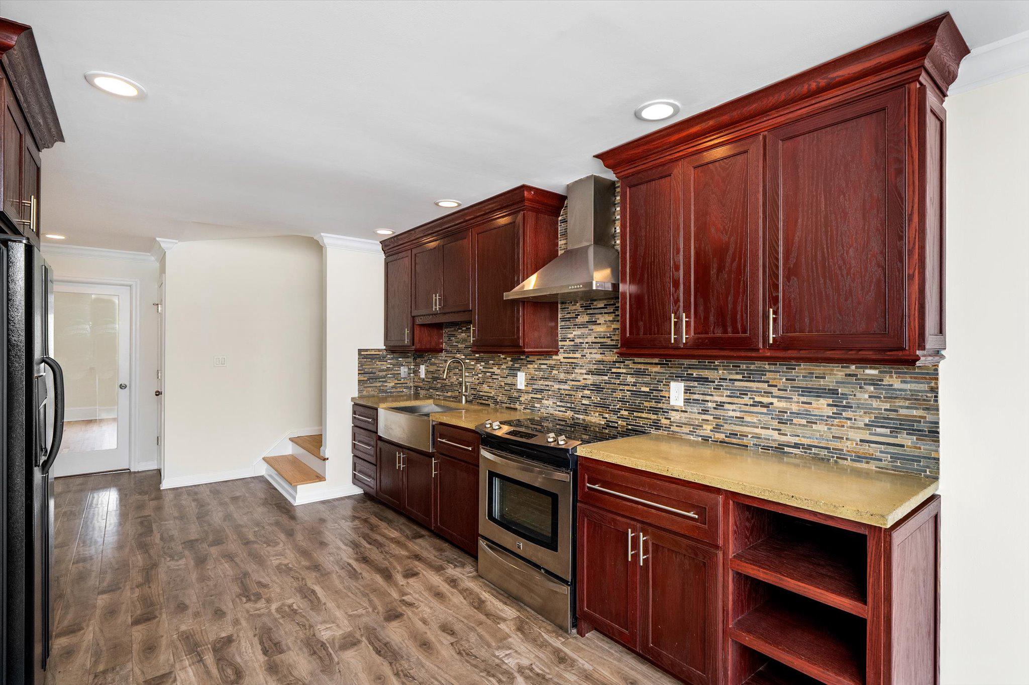 406 Flock Road Hamilton, NJ 08619 - Photo 14 of 40 Modern kitchen