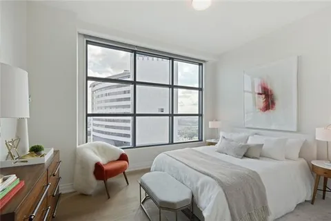 $730,000 | 1001 Julia Street, Unit 6A, New Orleans, LA 70113