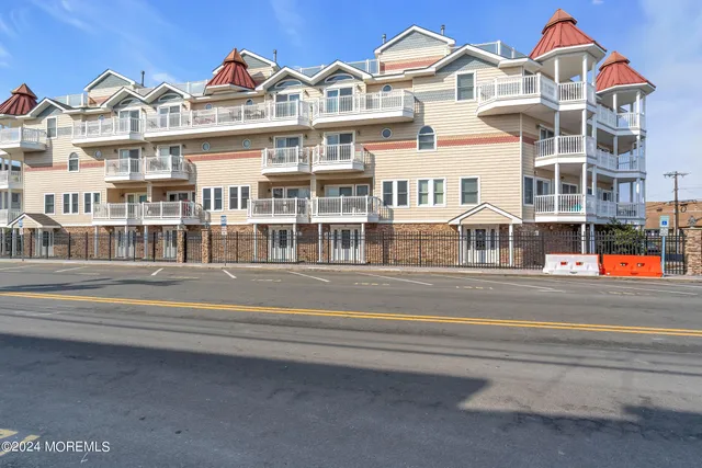 $5,000 | 21 Blaine Avenue, Unit 11, Seaside Heights, NJ 08751